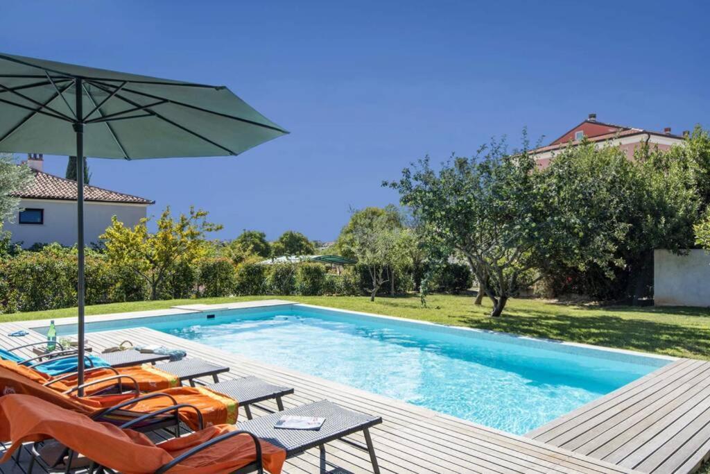 Sunny Summer House 4* Villa *